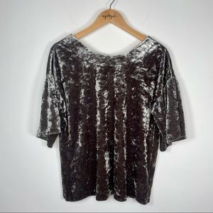 Bobeau Emma Flutter Short Sleeve Crushed Velvet Boho Top Olive Green Size Medium